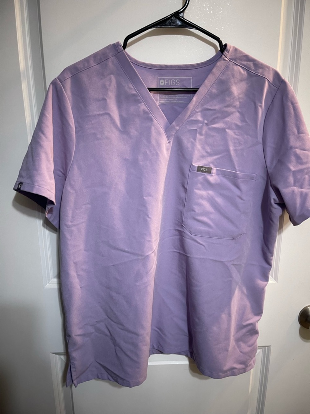 FIGS Lavender Dew Catarina One Pocket Scrub Top